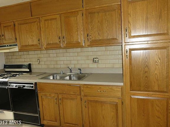 2nd image of 1011 Cayer Dr