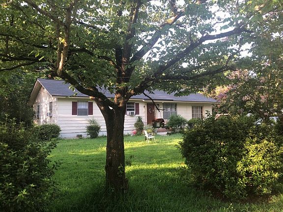 3rd image of 3651 Morse Ave