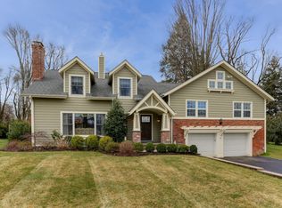 18 Hilltop Ter, Chatham, NJ 07928