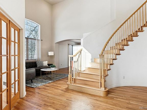 4th image of 10089 Quarry Hill Place