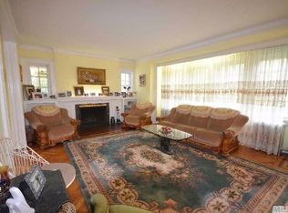 81 Ascan Ave, Forest Hills, NY 11375