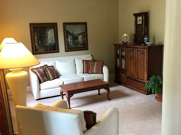 5th image of 1103 Wyndham Ln
