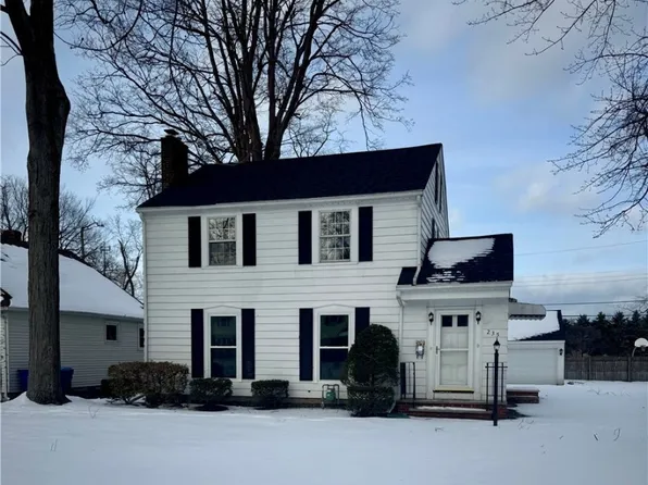 235 Meriden Rd, Painesville, OH 44077