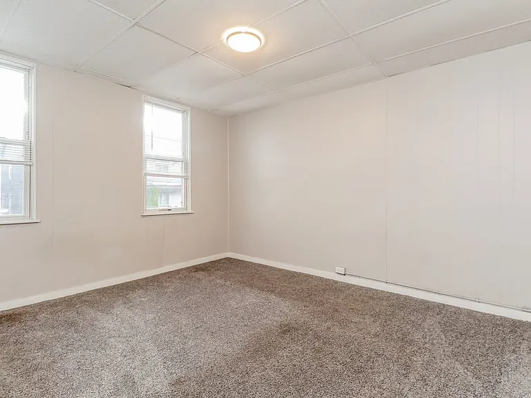 33 Millbridge St — Photo 8