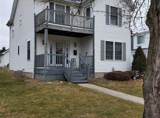 207 E 20th St, Dover, OH 44622