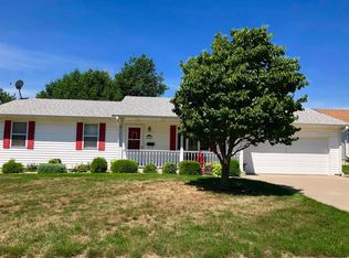 1612 N Alco Ave, Maryville, MO 64468