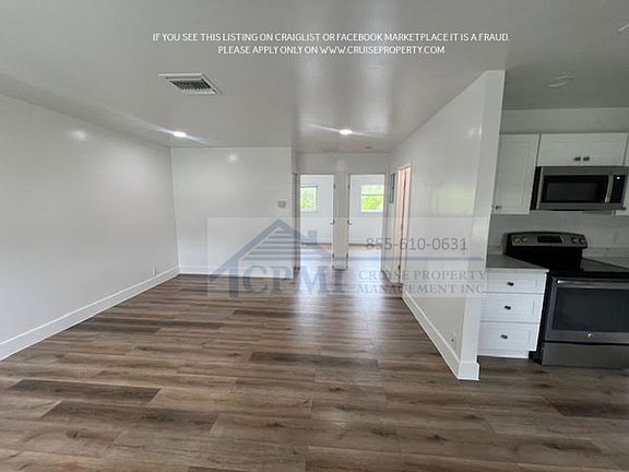 3rd image of 1400 S Broadway APT 204