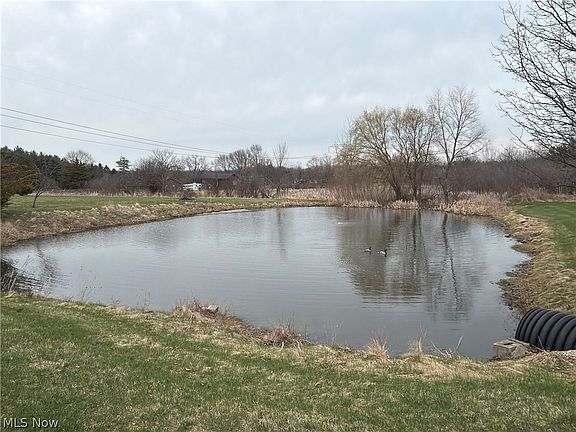 2nd image of 3629 Windsong Dr