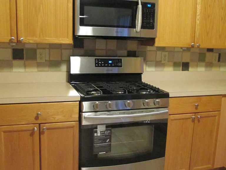 3718 Swetland Dr — Photo 3