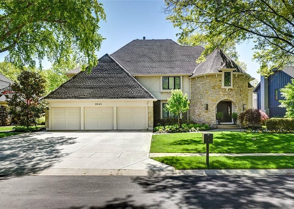 1st image of 8943 Cedar Dr