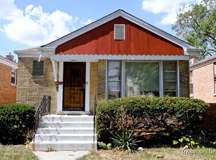 5748 N Francisco Ave, Chicago, IL 60659