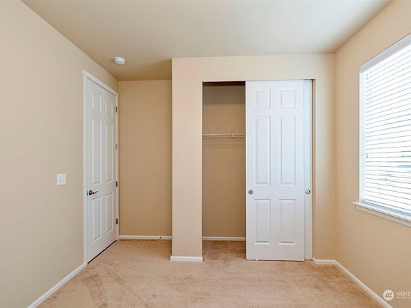 5th image of 6721 Seaglass Avenue SE