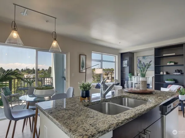 5615 24th Avenue NW #44, Seattle, WA 98107