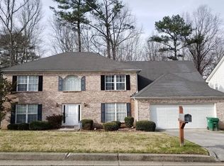 990 Palmer Rd, Lithonia, GA 30058