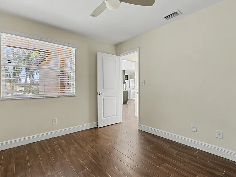 1250 SW 113th Ter #204 — Photo 25