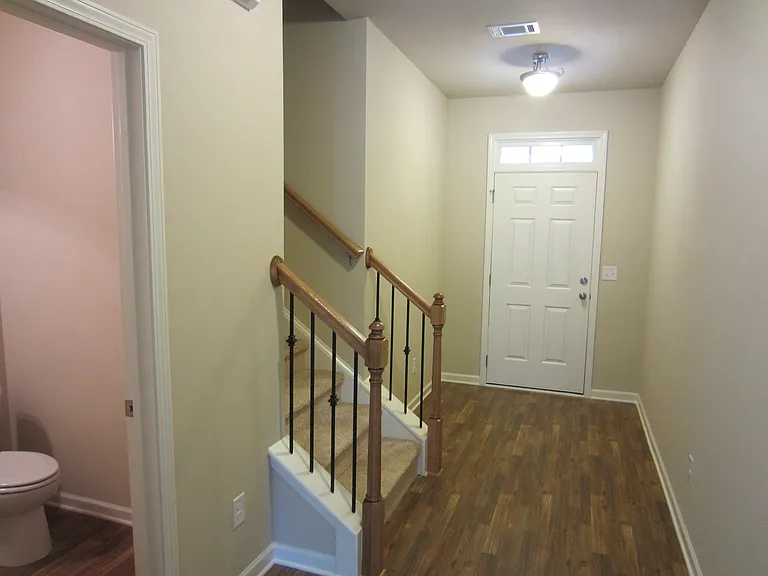 5125 Acworth Landing Dr — Photo 2