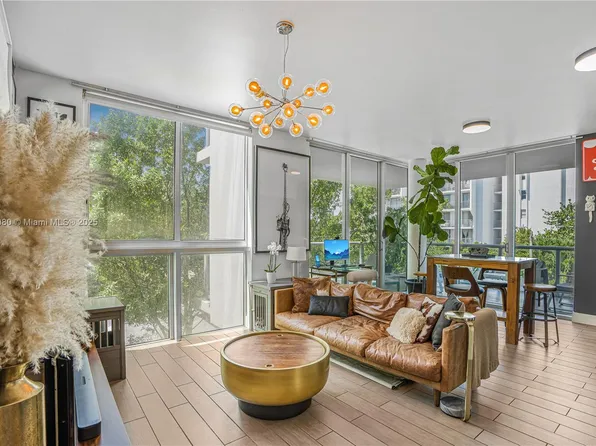 720 NE 62nd St APT 301, Miami, FL 33138