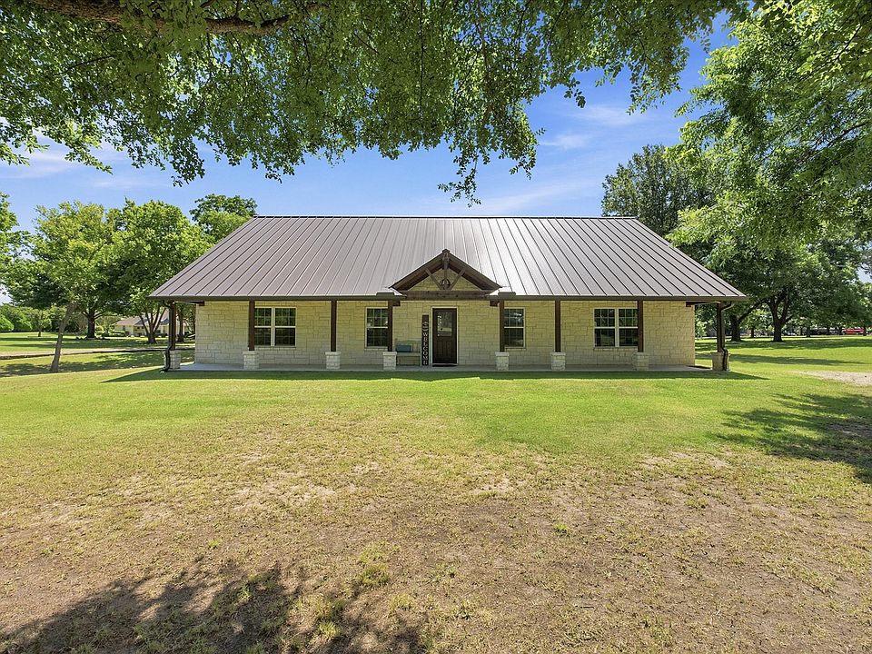 1st image of 2301 County Road 1112