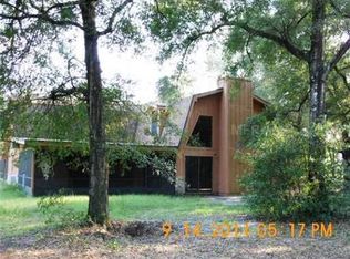 902 S Blue Lake Ave, Deland, FL 32724