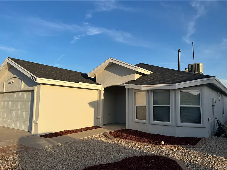 5020 Cedar Sands Ln — Photo 2