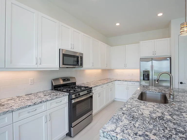 5576 Captiva Ln — Photo 72