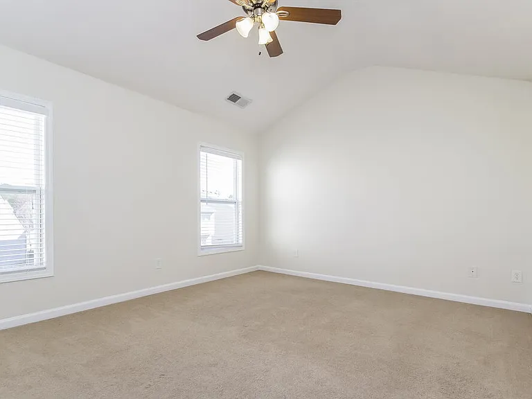 815 Forsythia Way — Photo 13