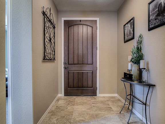 5th image of 102 E Tonto Pl