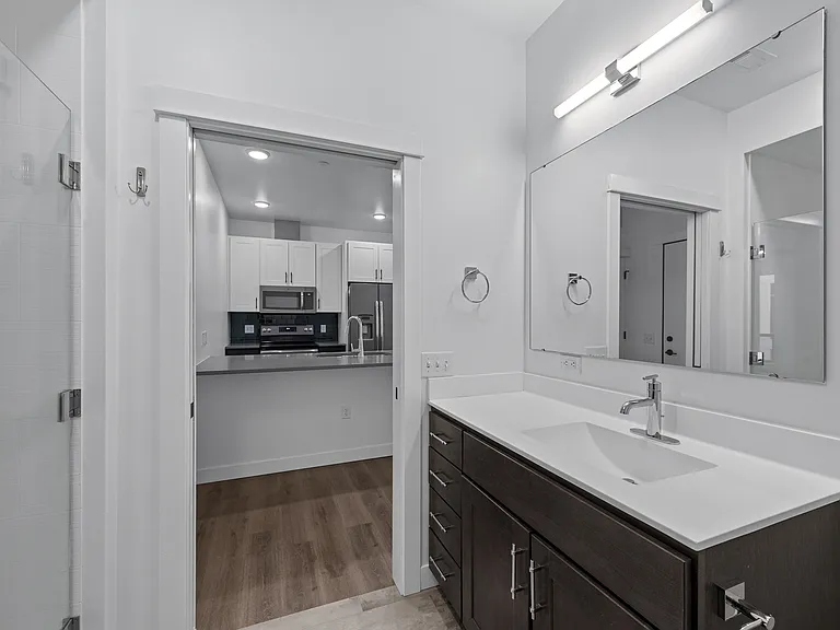 300 S Clinton St #304 — Photo 6