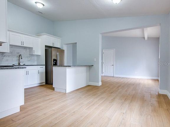 4th image of 4616 Pompano Dr