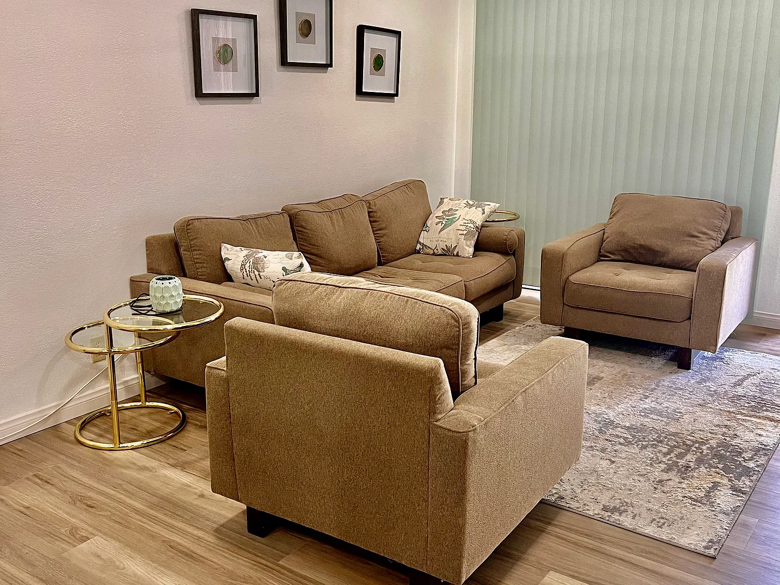 1 bed, 589 sqft, $1,975 — Photo 2