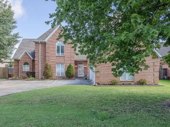 700 Sequoia Dr, Jonesboro, AR 72401