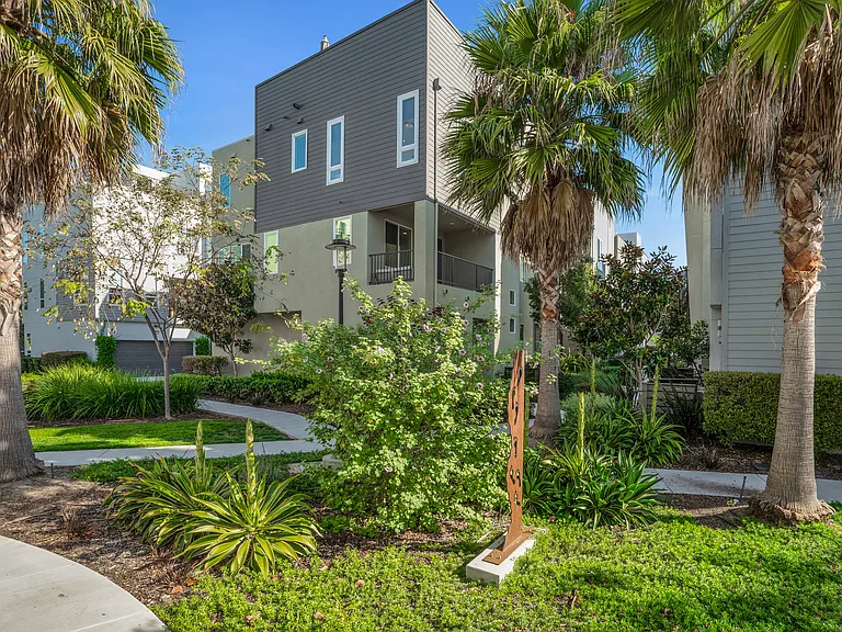 Longitude Dr — Photo 31