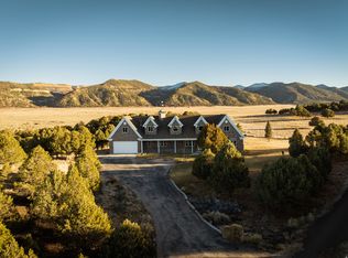2250 E Paunsaugunt Cliffs Dr, Hatch, UT 84735