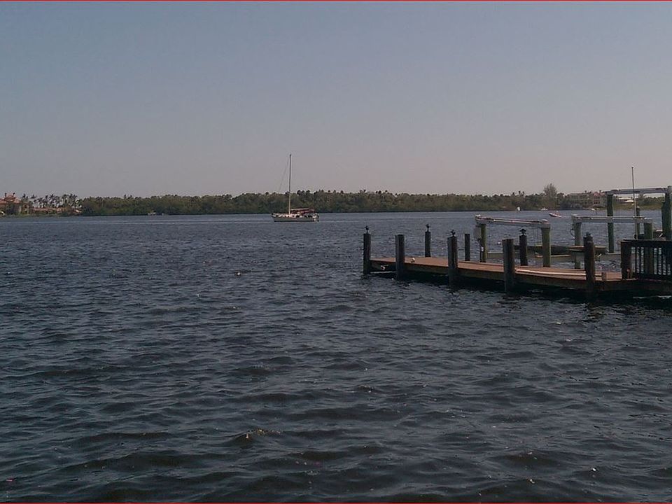 2nd image of Lakeside Harbour
