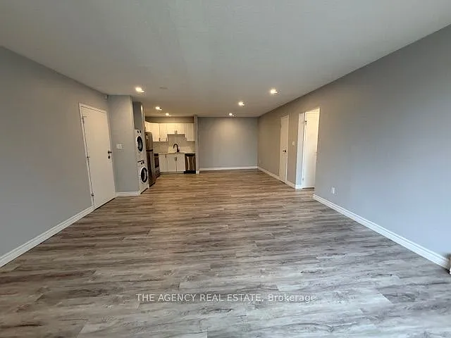 47 Orchard Heights Dr #302 — Photo 4