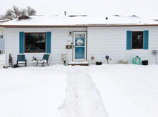 205 6th Ave W, West Fargo, ND 58078