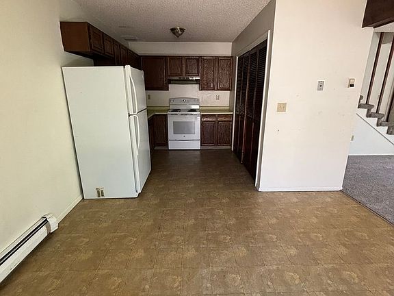 5th image of 215 S 15th Ave APT 4