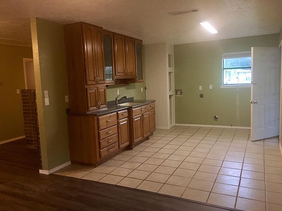 2nd image of 349 Vz County Road 3837