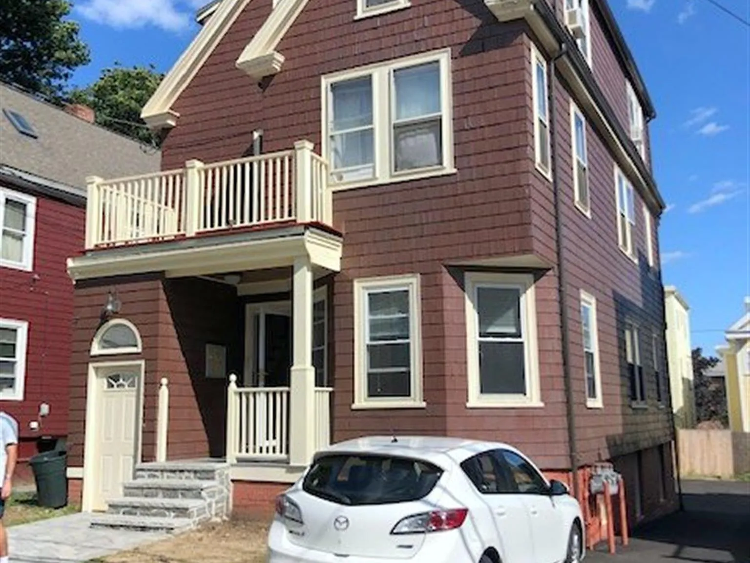 2 bed, 800 sqft, $2,600 — Photo 1
