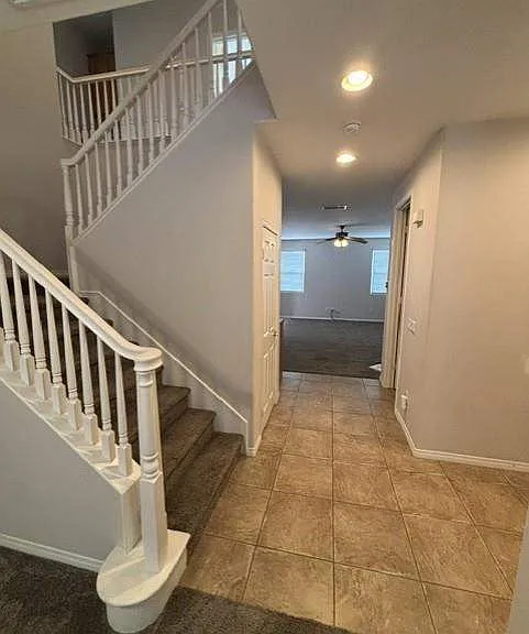 376 Town Forest Ct — Photo 7