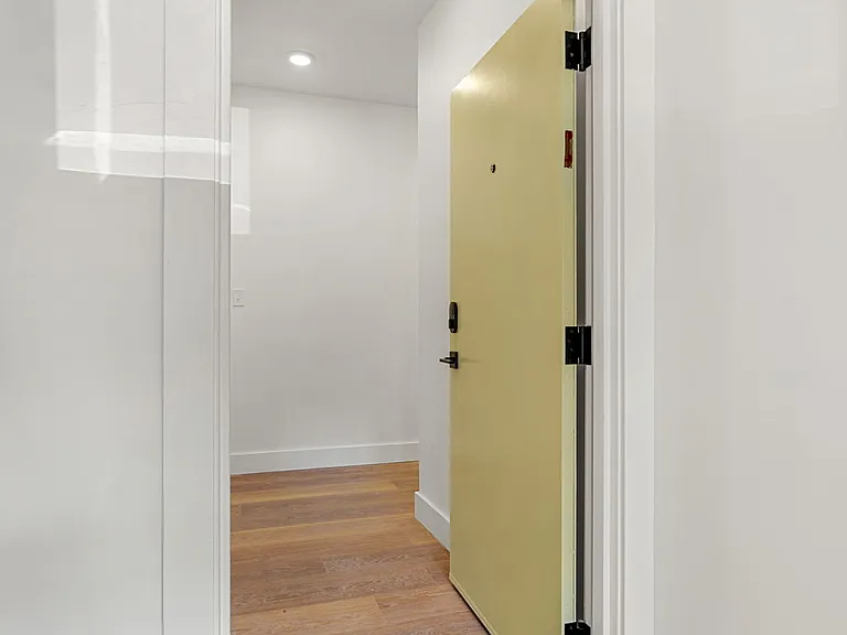 141 Hillside St #1 — Photo 17