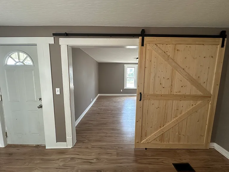 322 Wheat St — Photo 2