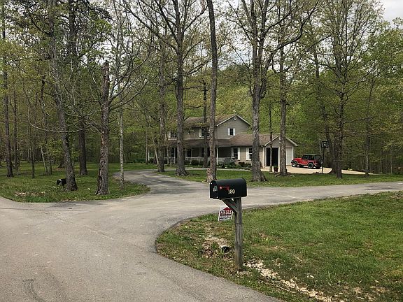 4th image of 180 Woodland Dr