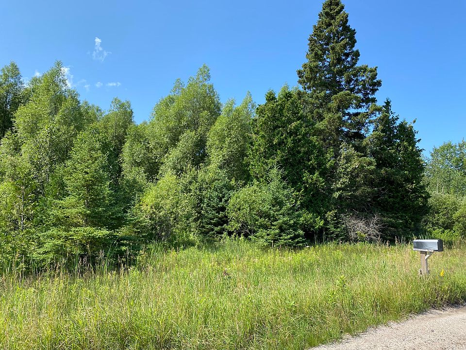 E State St, Cheboygan, MI 49721 Zillow