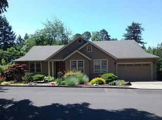 4988 Parkhill St, Lake Oswego, OR 97035
