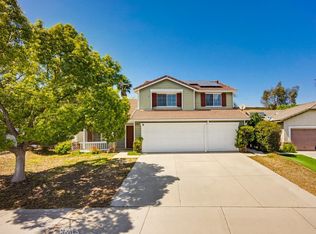 23492 Mountain Breeze Dr, Murrieta, CA 92562