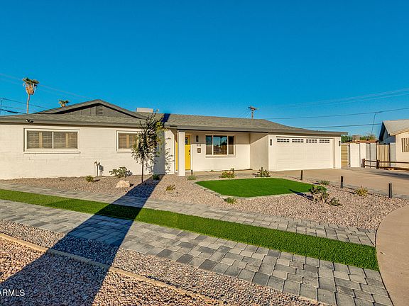 3rd image of 913 N 73rd Pl