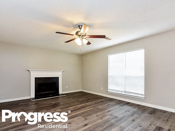 4th image of 1274 Berryhill Dr
