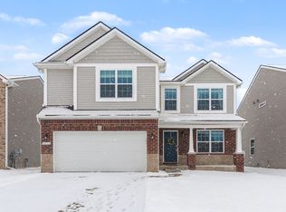 6035 Ravine Ct, Ypsilanti, MI 48197