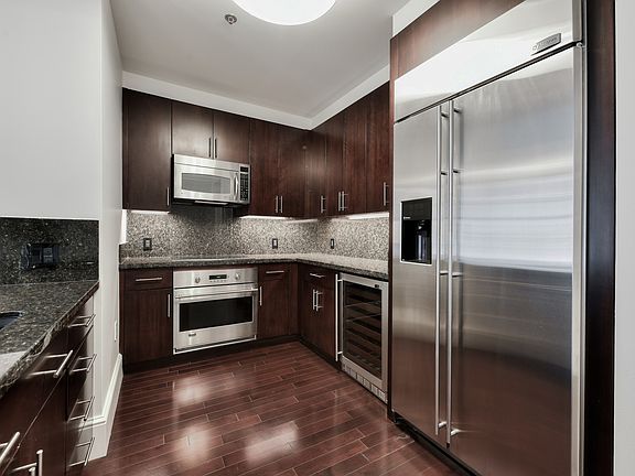 5th image of 690 Market St #502
